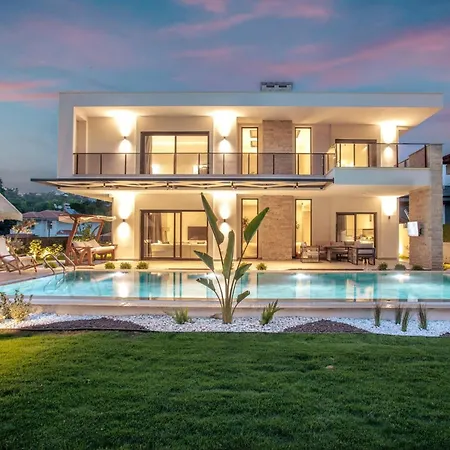 Enclave Luxury, Pool Nature At Marmaris * 무글라